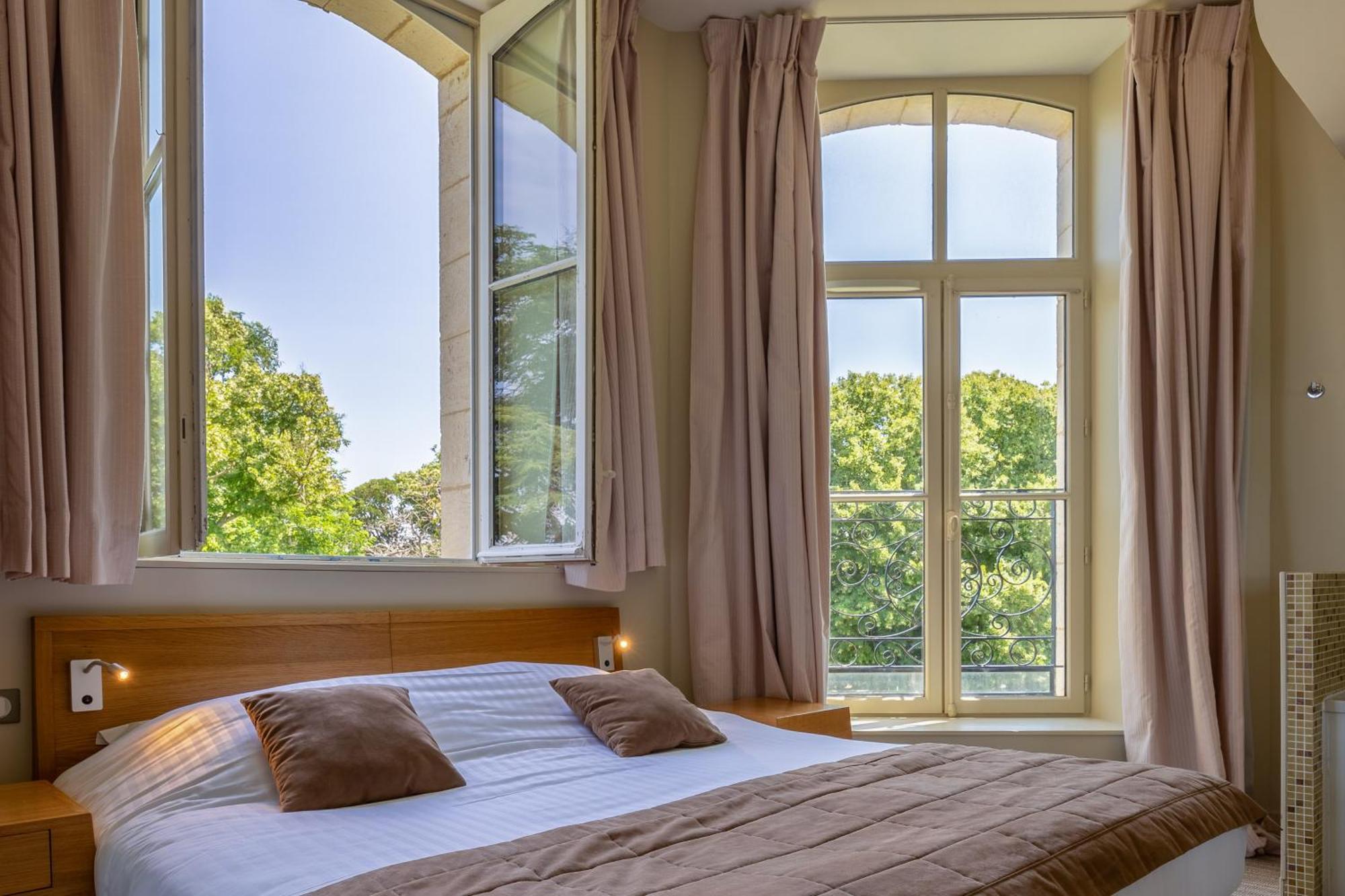 Hotel Et Spa Du Chateau Lagord Zimmer foto